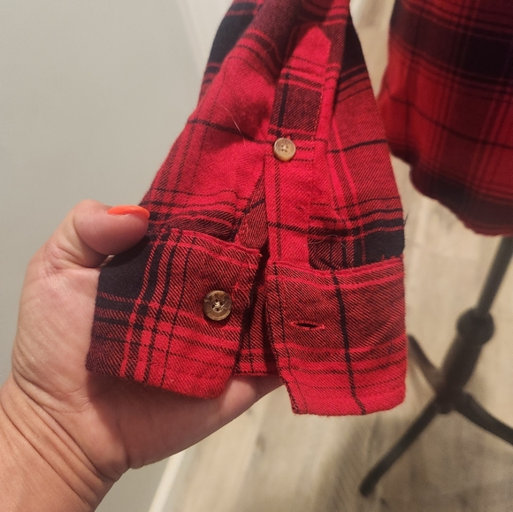 Like new Abercrombie and Fitch plaid shirt women's size large - Picture 3 of 5